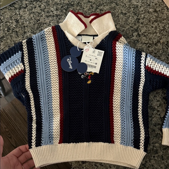 Zara Mickey shirt/sweater - Picture 2 of 2